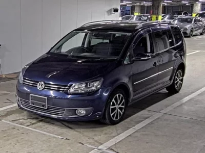 Volkswagen GOLF TOURAN