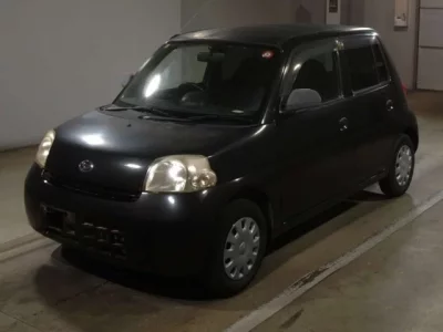 Daihatsu Esse