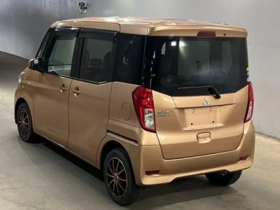 Mitsubishi EK SPACE