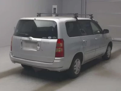 Toyota SUCCEED