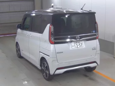 Nissan ROOX