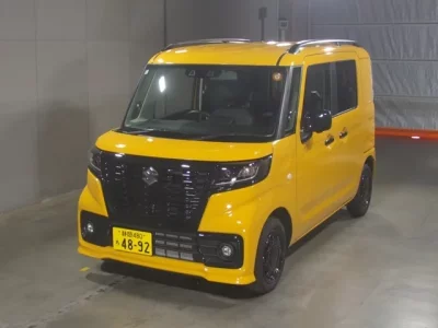 Suzuki SPACIA BASE