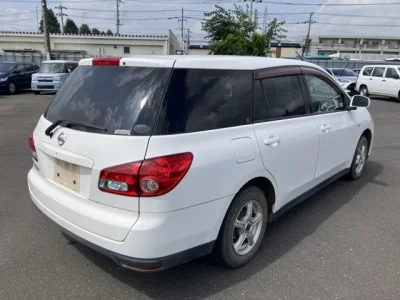 Nissan WINGROAD