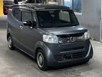 Honda N BOX SLASH