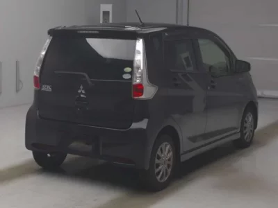 Mitsubishi EK CUSTOM