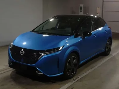 Nissan AURA