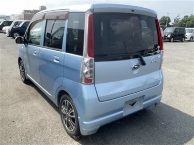Subaru STELLA
