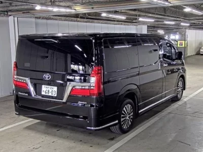 Toyota GRANACE