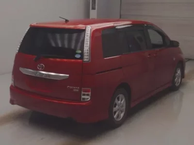 Toyota ISIS