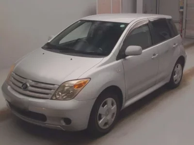 Toyota IST