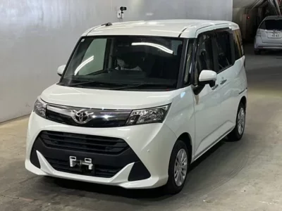 Toyota TANK