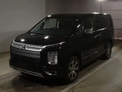 Mitsubishi DELICA D5