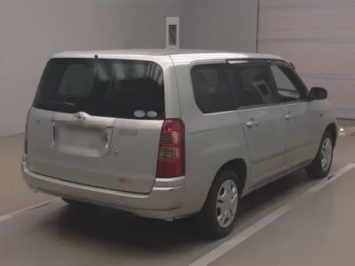 Toyota SUCCEED