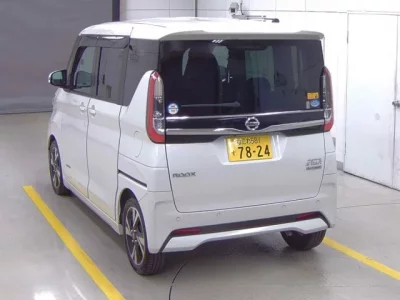 Nissan ROOX