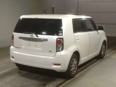 Toyota COROLLA RUMION