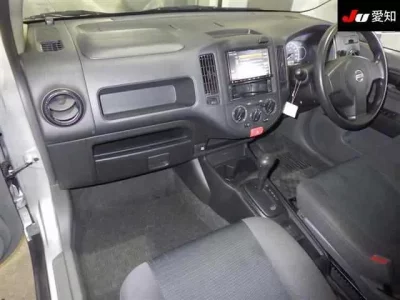 Nissan AD