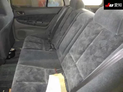 Mitsubishi LEGNUM