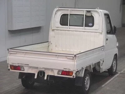 Nissan CLIPPER TRUCK