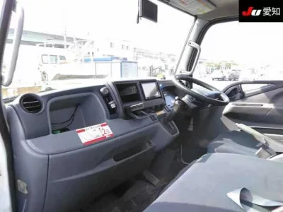 Mitsubishi FUSO TRUCK