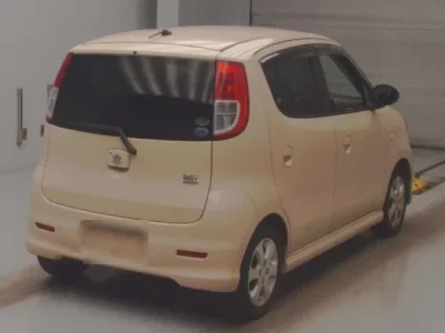 Suzuki MRWAGON