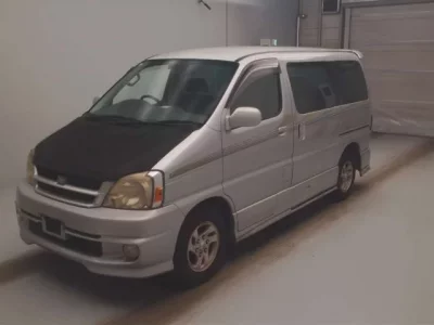 Toyota HIACE REGIUS