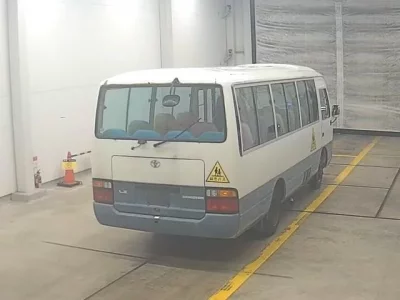 Toyota COASTER