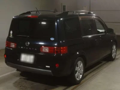 Nissan LAFESTA