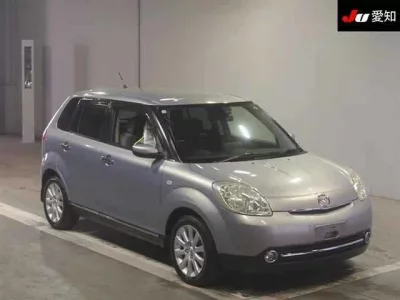 Mazda VERISA