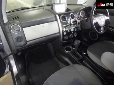 Mazda VERISA