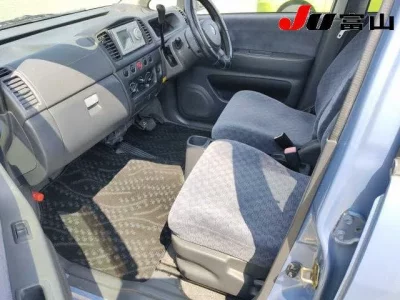 Suzuki MRWAGON