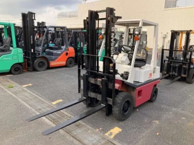 Nissan FORKLIFT