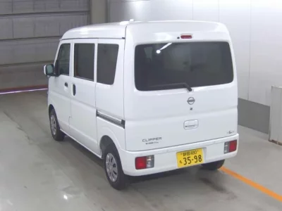 Nissan CLIPPER VAN