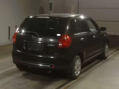 Mazda VERISA