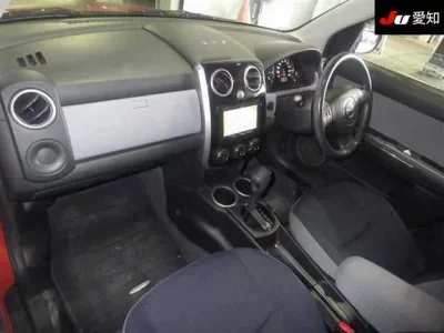 Mazda VERISA
