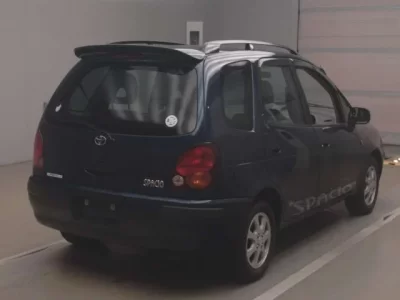 Toyota COROLLA SPACIO