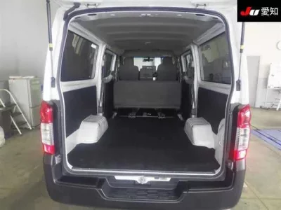 Nissan CARAVAN VAN