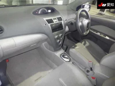 Toyota BELTA