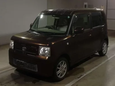 Toyota PIXIS SPACE