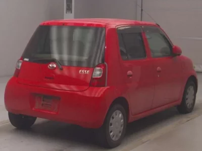 Daihatsu Esse