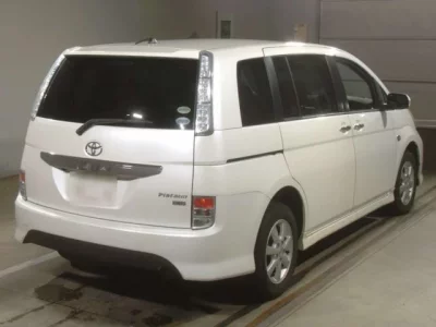 Toyota ISIS