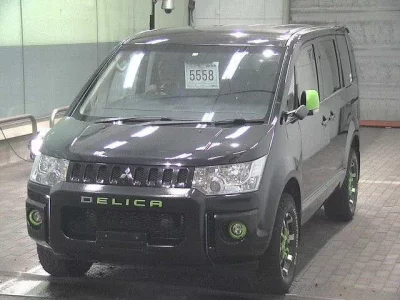 Mitsubishi DELICA D5