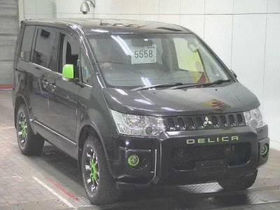 Mitsubishi DELICA D5