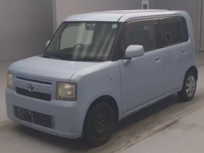 Toyota PIXIS SPACE