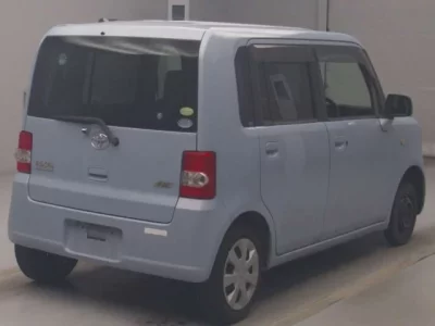Toyota PIXIS SPACE