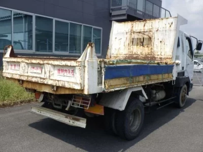 Mitsubishi FUSO FIGHTER
