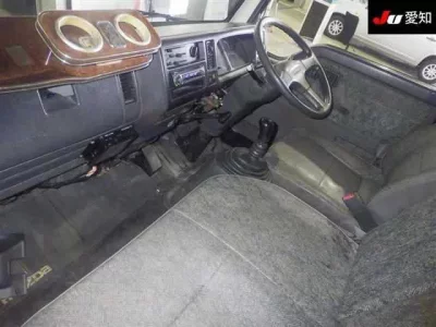 Mazda TITAN