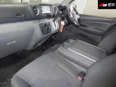 Nissan CARAVAN VAN