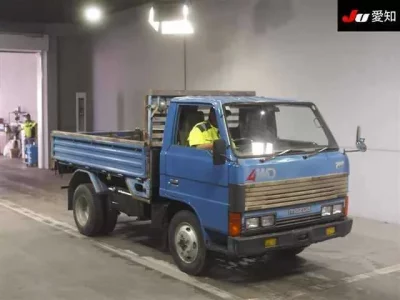 Mazda TITAN