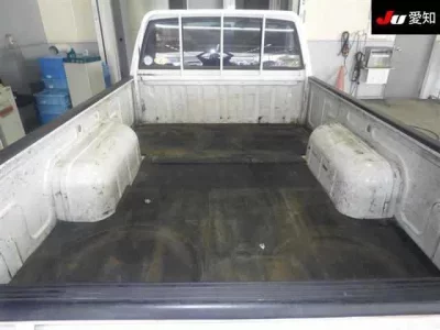 Nissan DATSUN PICKUP