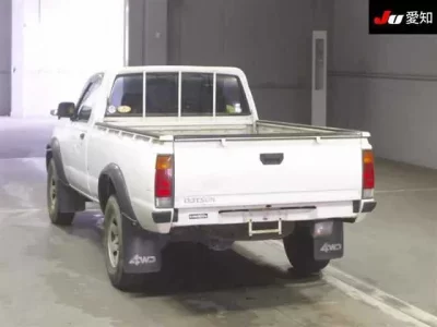 Nissan DATSUN PICKUP